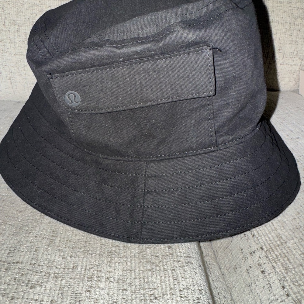 Lululemon Black Bucket Hat